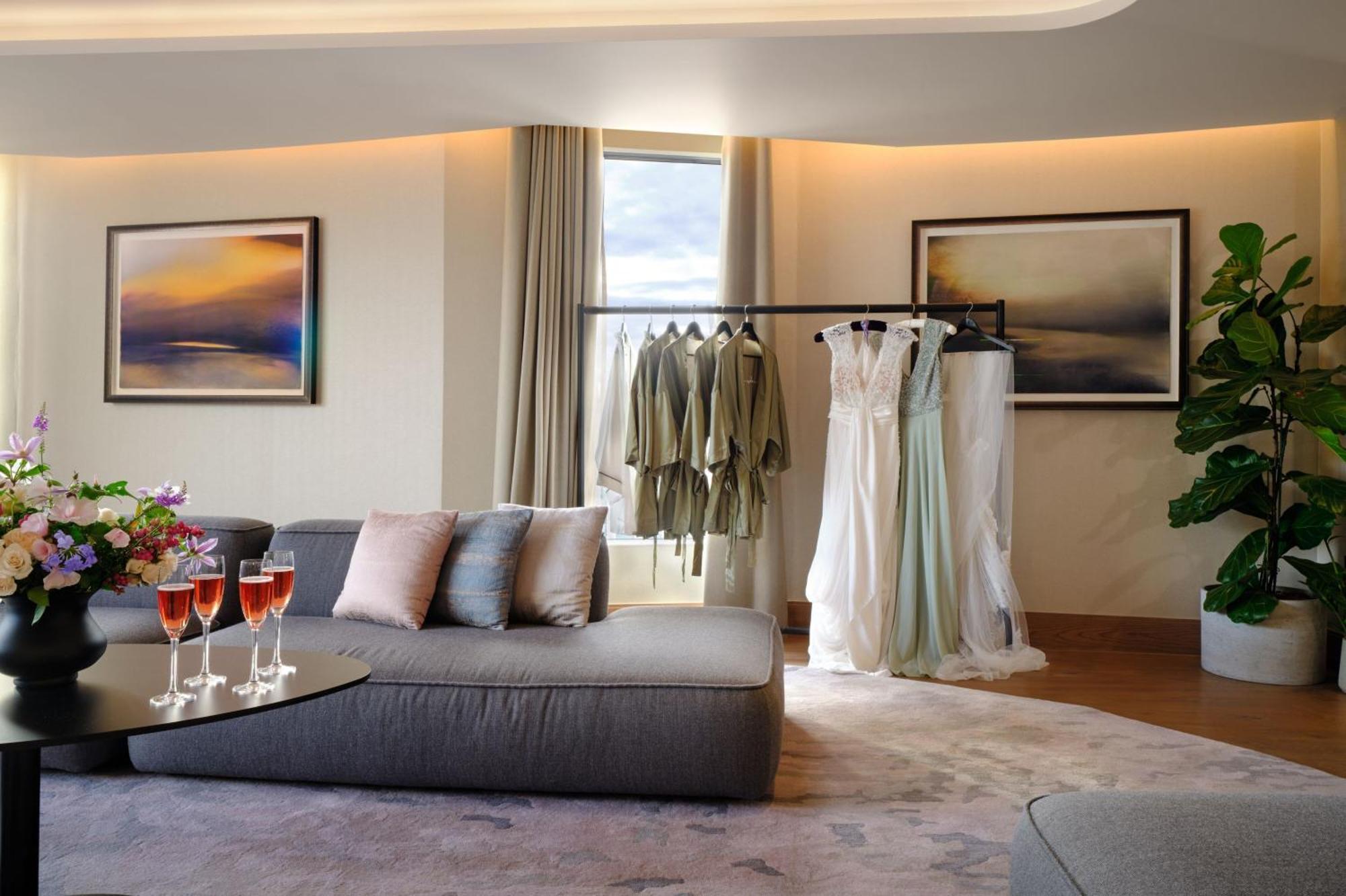 The Westin London City エクステリア 写真 The dressing room at The Dorchester